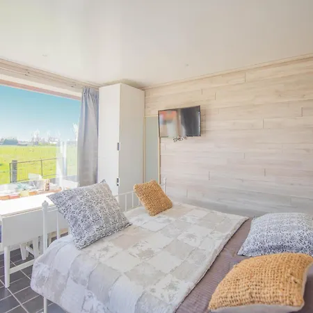 Bed & Breakfast De Kleine 4*