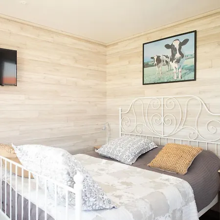 De Kleine Bed & Breakfast 4*